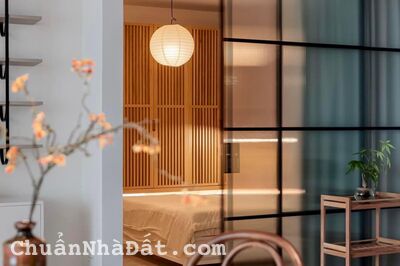 Cho thuê căn hộ chung cư cao cấp Sun Grand City Thụy Khuê, 96m2, 2 ngủ thiết kế đẹp, view hồ