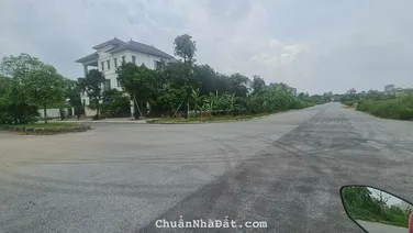 Bán đất dịch vụ Tích Sơn, Tích Sơn , Vĩnh Yên, Vĩnh Phúc. Lh: 0986934038