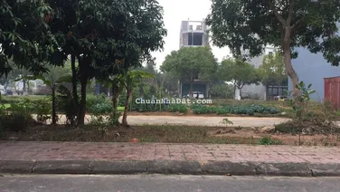 Bán đất khu D Nam Đầm Vạc , Vĩnh Yên, Vĩnh Phúc. Lh: 0986934038