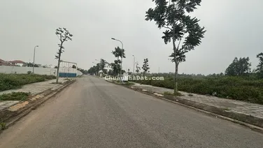 Bán đất khu đô thị Quảng Lợi, phường Tích Sơn, thành phố Vĩnh Yên, Vĩnh Phúc. Lh: 0986934038