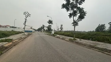 Bán đất khu đô thị Quảng Lợi, phường Tích Sơn, thành phố Vĩnh Yên, Vĩnh Phúc. Lh: 0986934038