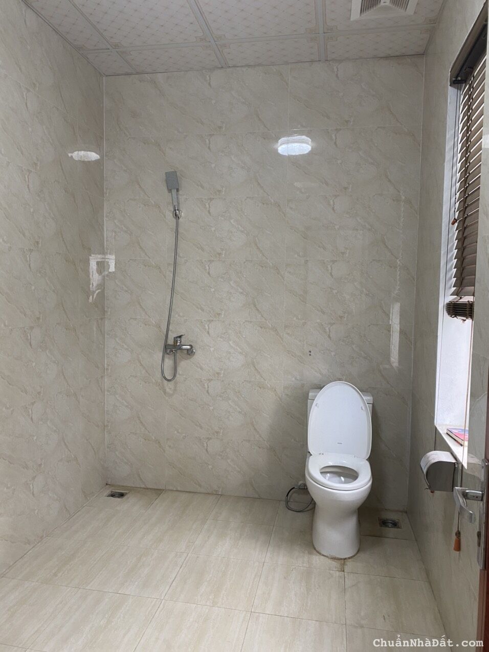 Bán căn shophouse VCI mặt đường 52m đã có sổ tại Định Trung, Vĩnh Yên. Lh: 0986934038