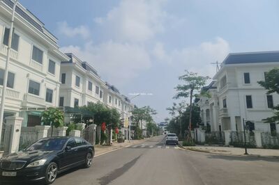 Bán biệt thự mới và đẹp trong khu đô thị VCI, Vĩnh Yên, Vĩnh Phúc. Lh: 0986934038