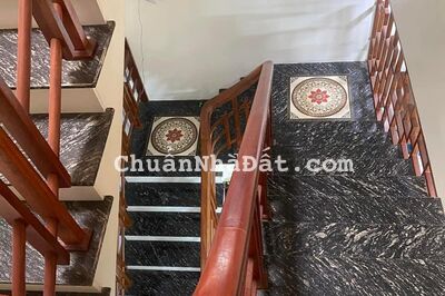 Cho thuê nhà trong khu dân cư Tỉnh Ủy, Đồng Tâm, Vĩnh Yên, Vĩnh Phúc. Lh: 0986934038