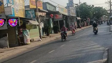 HÀNG NGỘP! Nhà 2 tầng mặt tiền đường Lê văn Lương, Nhà bè, kdbb tốt. 178 m2 chỉ 9 tỷ.