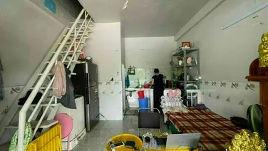 Nhà 2 tầng mặt tiền đường 24m, đường thương mại kdbb tôt. 3,95 tỷ.