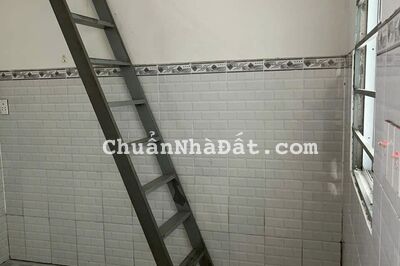 CHDV 4 tầng Long thới, gần KCN Hiệp phước. 352 m2 thổ cư, thu nhập 70 tr.