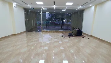 Cho thuê cả toà nhà vp phố Khúc Thừa Dụ, Cầu Giấy, Hà Nội, DT 100m2 x 6 tầng, TM, giá 110 tr/tháng