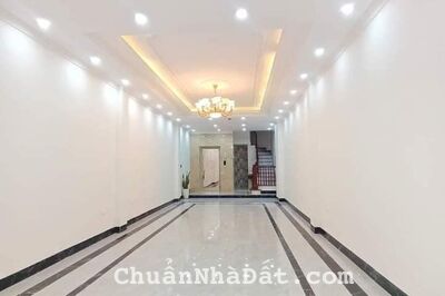 Cho thuê nhà mặt phố Trần Kim Xuyến, Cầu Giấy 100m2, 6 tầng, mặt 5m, thông sàn, thang máy 90 triệu