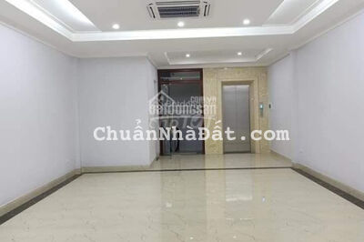Cho thuê nhà mặt phố Nguyễn Thị Thập, DT 90m2 * 6 tầng, thông sàn, thang máy, tiện KD. Giá 50tr