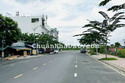 Cần bán gấp lô đất dự án Phú Hồng Thịnh 10 giá 1tỉ8 cho 100m2