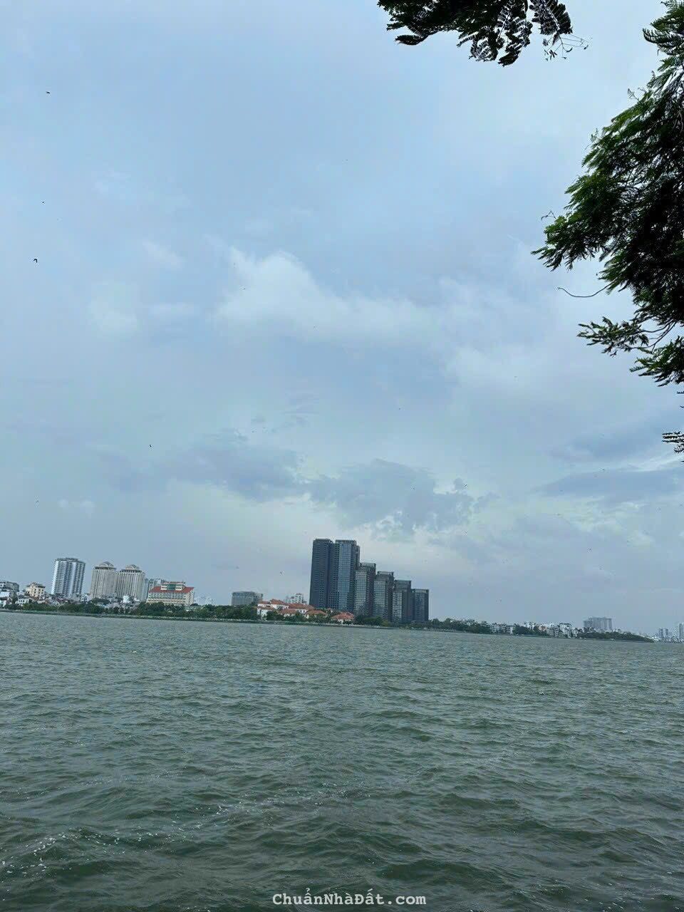 Bán nhà mặt Hồ Tây 80m2 & 160m2 MT 9m 5 tầng, hai mặt thoáng, hiếm nhà bán LH 0985084689