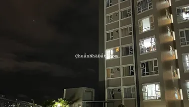 Cần tiền bán gấp CH Summer Square Quận 6 Có Sổ hồng rồi 2PN Gía 2,45 tỷ hỗ trợ vay ngân hàng