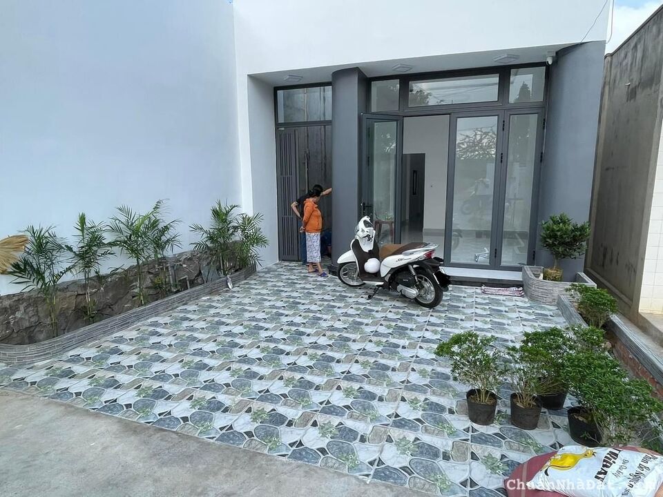 💥Nhà TC 5,5*38m,đg Nguyễn Thị Định,gần Chợ,Kinh Doanh tốt,chưa qua cầu