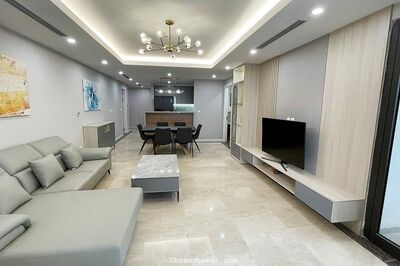 Cho thuê căn hộ 3PN full nội thất 146m2 tại dự án Tân Hoàng Minh Quảng an vào ở luôn có ảnh thật 