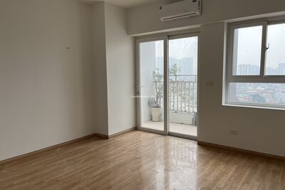 Cho thuê căn hộ 3 phòng ngủ nội thất cơ bản chung cư Sông Hồng Parkview 165 Thái hà đang trống 