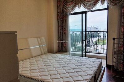 Cho thuê căn hộ 3 ngủ Full đồ view trực diện Quảng trường vip nhất R3