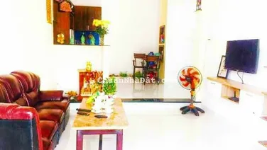 BÁN NHÀ 2 TẦNG GẦN CHỢ VĨNH THÁI GIÁ 2TY900