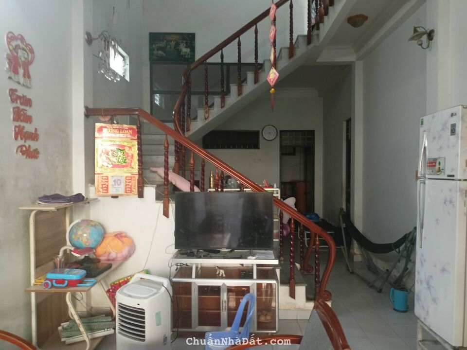 GIA CHỦ CẦN BÁN GẤP NHÀ 2 Tầng . HẺM ĐỒNG NAI -  PHƯỚC HẢI - NHA TRANG . 