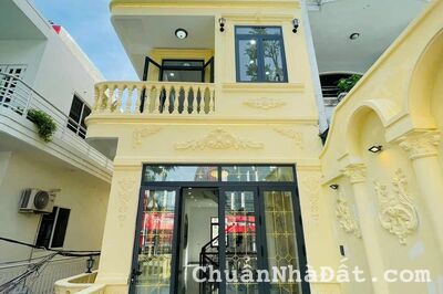 Bán nhà 646 Quang Trung, DT 4x17m, 1 trệt 3 lầu, giá chỉ 18 tỷ