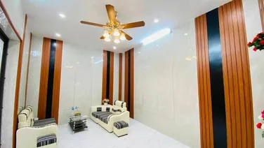 Nhà ngõ 296 Minh Khai, HBT - Lô góc, hiếm - Ngõ nông- Mặt tiền rộng 6m - 33m2 4T giá chỉ 3.9 tỷ