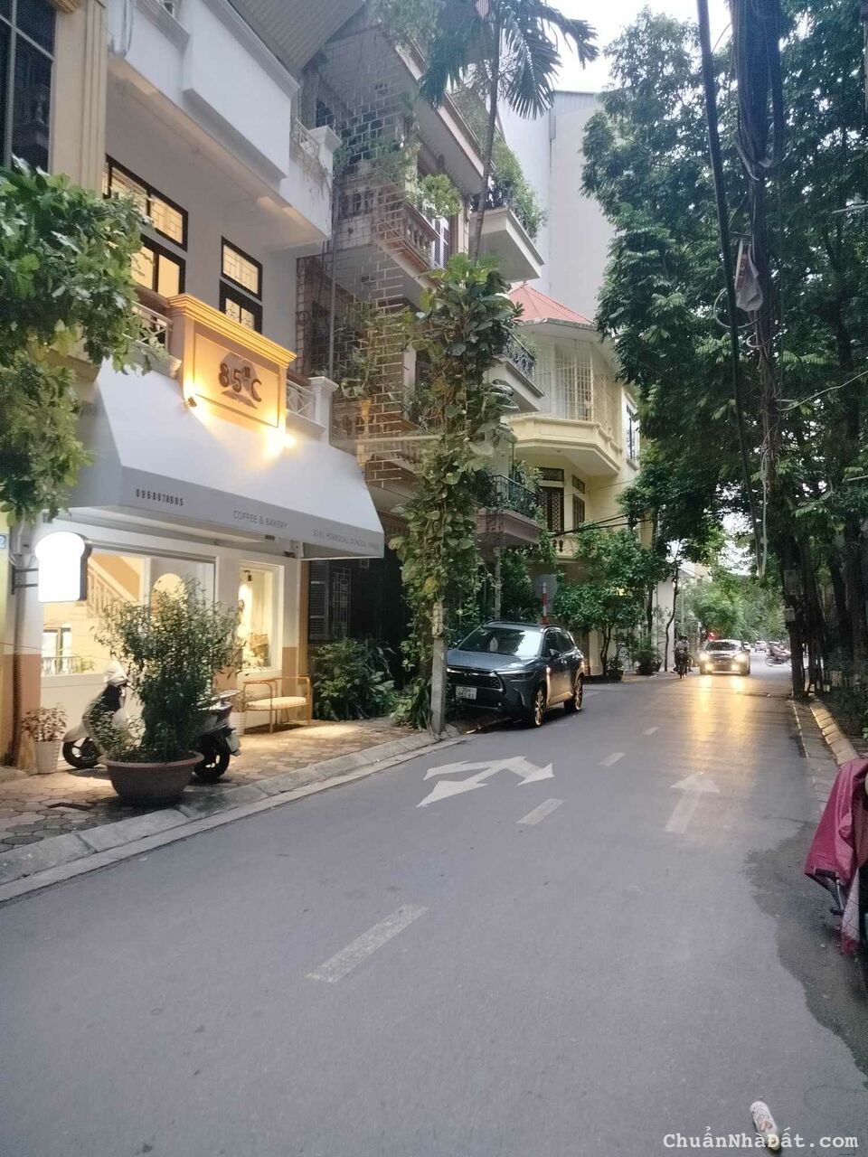 bán nhà mặt phố An Xá, 3 ô tô tránh - vỉa hè rộng - kinh doanh víp - 2 thoáng trước sau