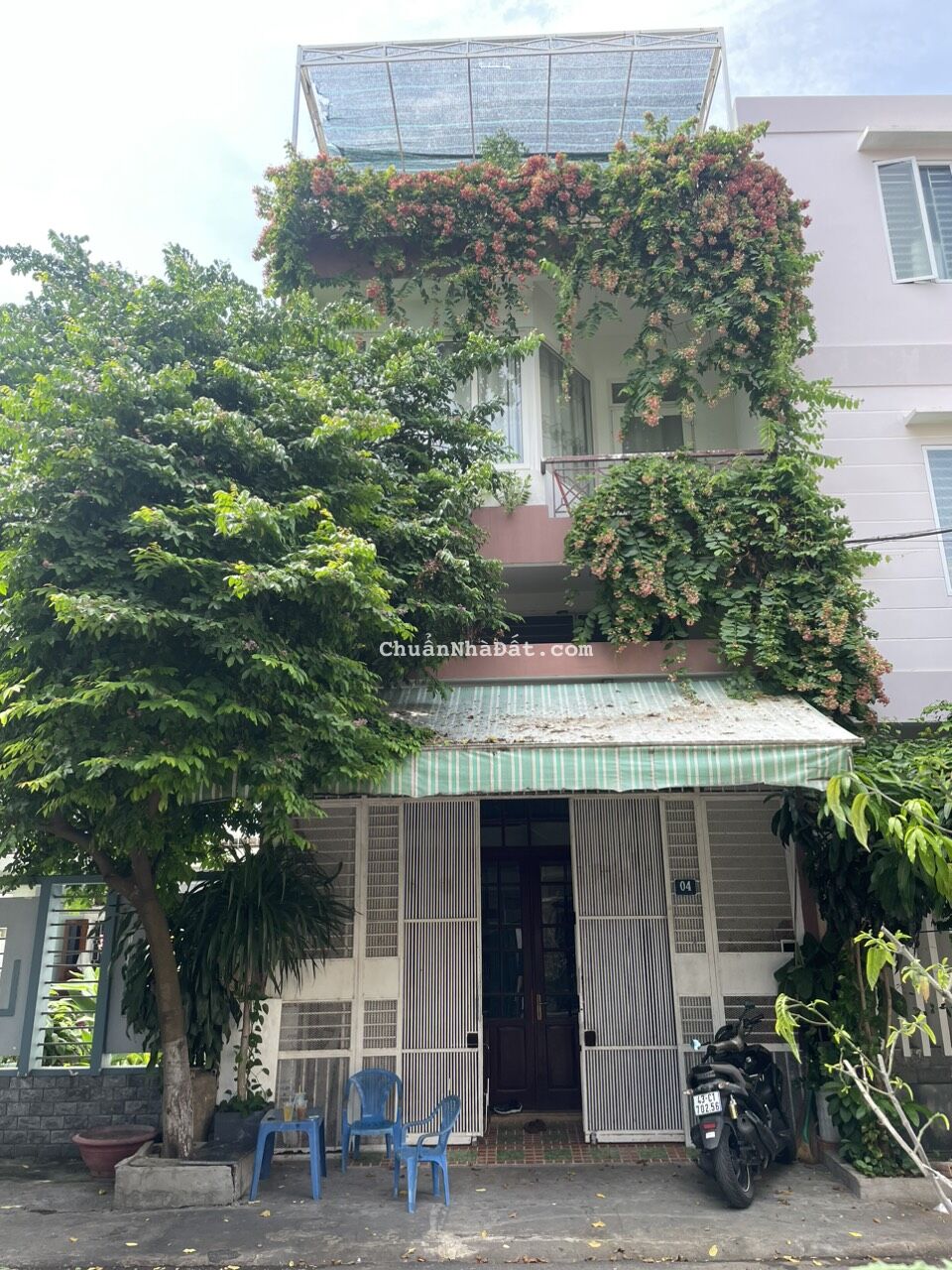 Lô góc 3 mặt tiền trung tâm thành phố đường 7,5m- 250m2 giá 67 triệu/m2- Liên hệ: 0969343088