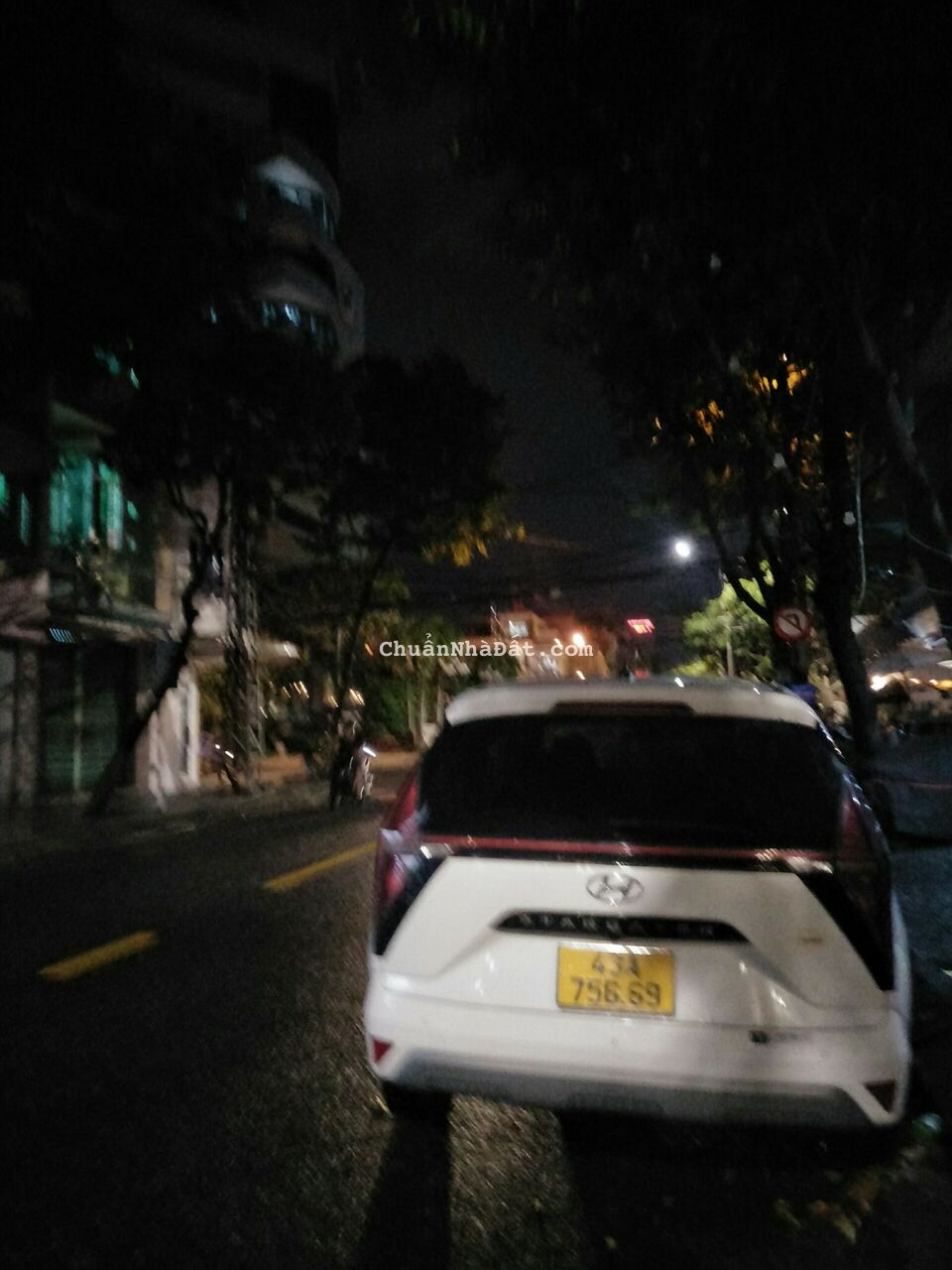 Cho thuê nhà 3 tầng đường Nguyễn Du