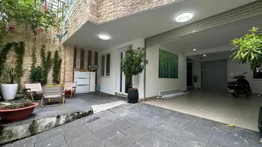 Khu VIP kinh doanh đa ngành, hẻm oto thông thoáng, Hoàng Hoa Thám, phường 7, 175m2, 3 tầng