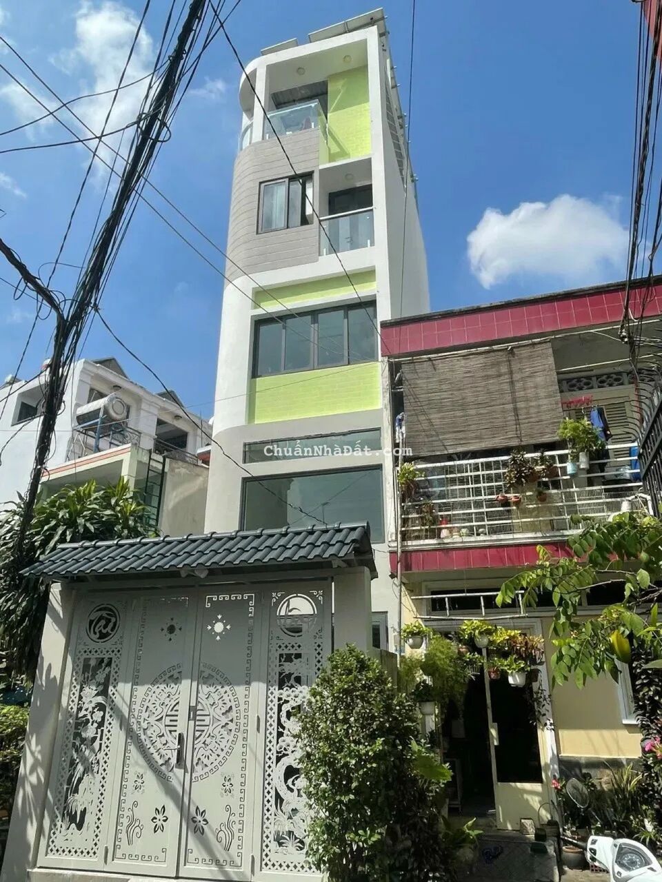 Bán gấp nhà đường Lê Trực, phường 7, quận Bình Thạnh, DT 31,2m2 giá 1tỷ230, nhà đang thuê 14tr/thán