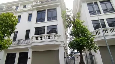 Bán gấp Liền kề xẻ khe 112,5m2 khu Hoa Hồng Vinhomes Star City Thanh Hóa giá chỉ 6.x tỷ