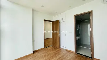 Cần vốn KINH DOANH BÁN GẤP nhà căn hộ Eco Green, Q.7, 70m2, 1tỷ550