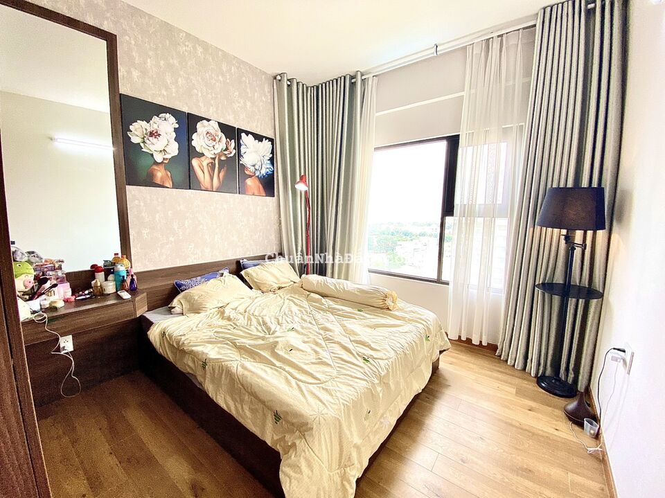 Chuyển về quê cần bán gấp căn hộ FLORA NOVIA, Q.TĐ, 63m2, giá 1 tỷ 3