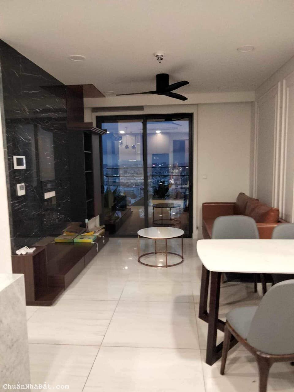 Cần tiền kinh doanh bán gấp căn hộ KINGDOM 101, Q10, 67m2, 1 tỷ 620, 2PN - 2WC