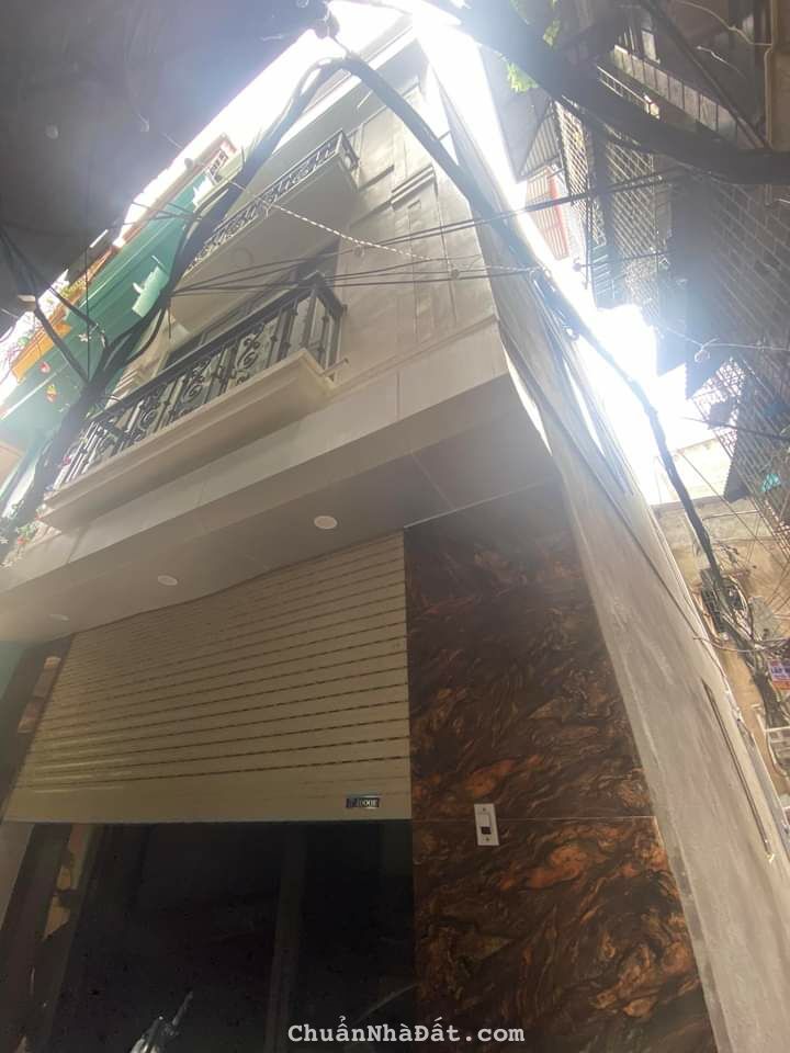 Bán nhà 5 tầng, dt 55m2 phố Tân Mai, Hoàng Mai, Hà Nội. Lô góc, gần oto