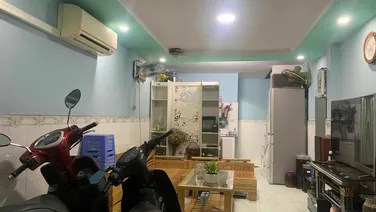 Chỉ 1.9 tỷ nhà trung tâm, dtsd 48m2, 2PN, sổ riêng, ở liền