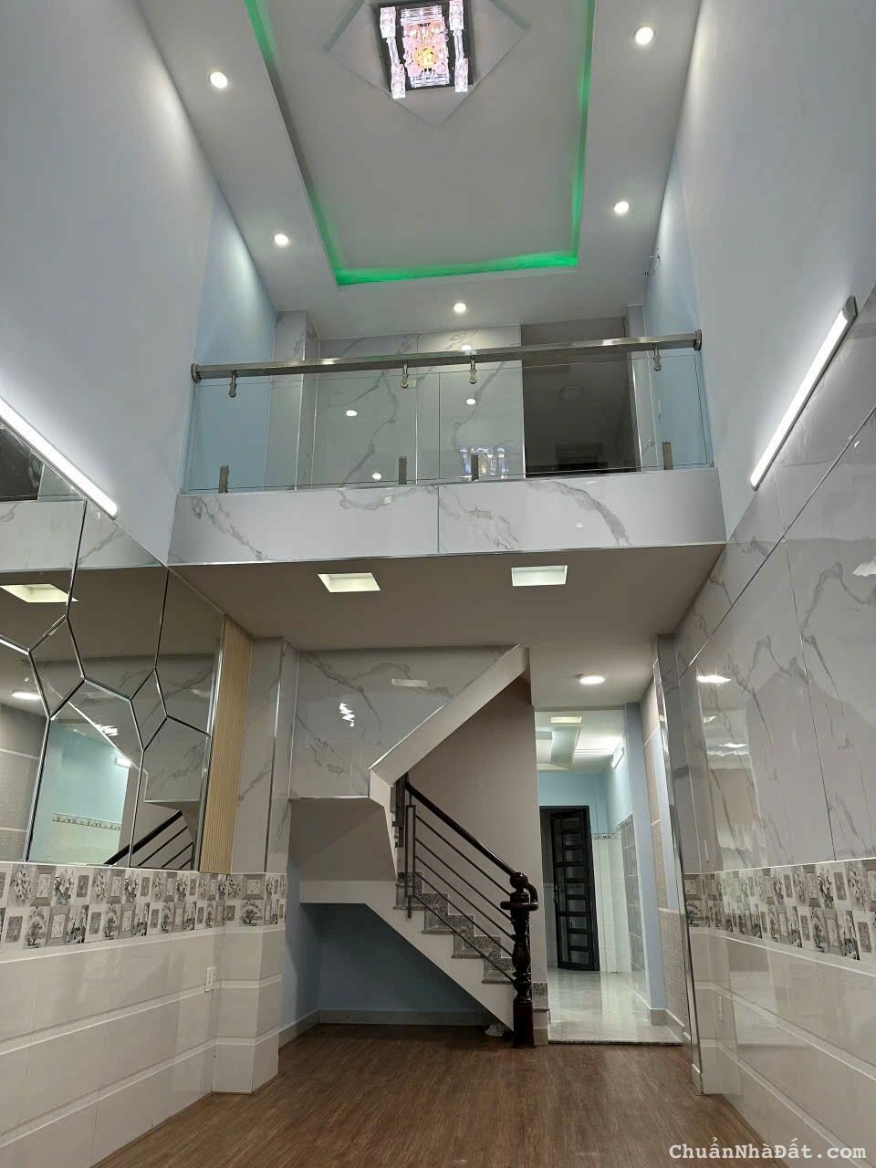 Bán nhà mặt tiền đường số 9, phường 16, Gò Vấp