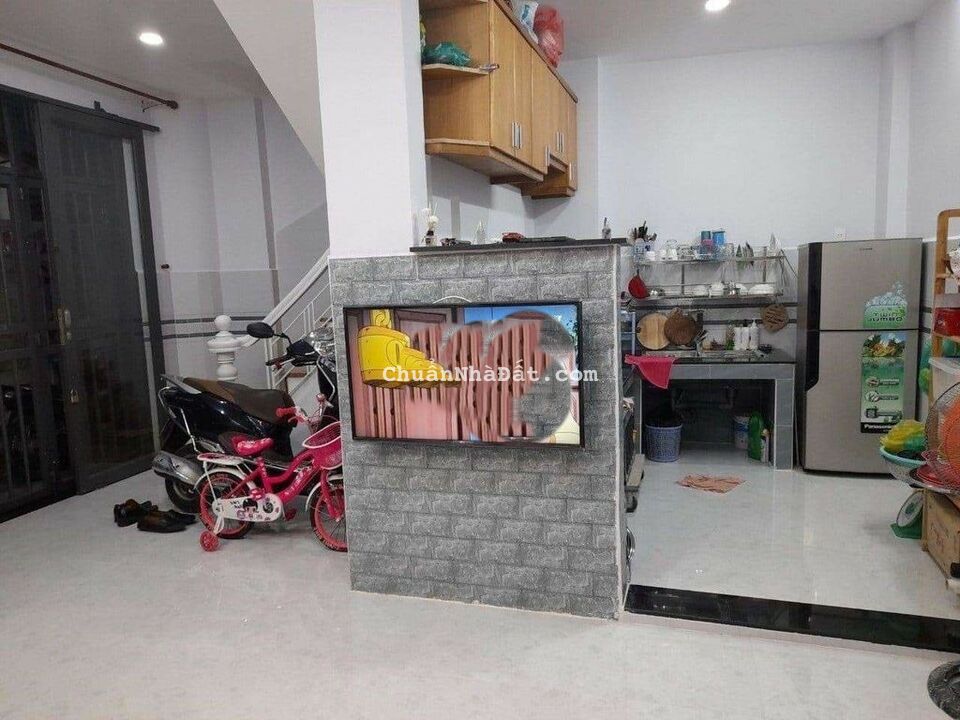 Cho thuê nhà đường Nguyễn Văn Nghi, phường 7, Gò Vấp