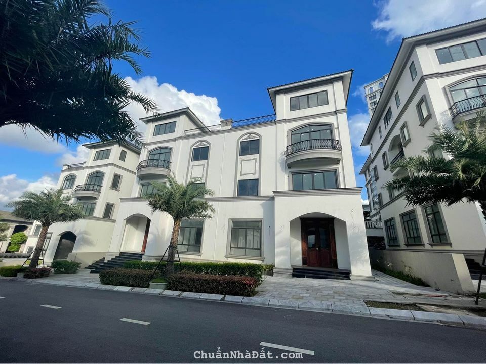 bán Suất ngoại giao biệt thự Song lập 251m2 đồi View Biển trung tâm du lịch Bãi cháy tp Hạ Long