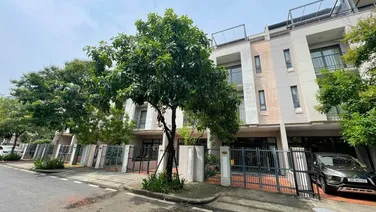 Cần bán Nhà mặt tiền đường Hùng Thắng, Phường Bãi Cháy, Diện tích 98m², Liên hệ: 0888766676
