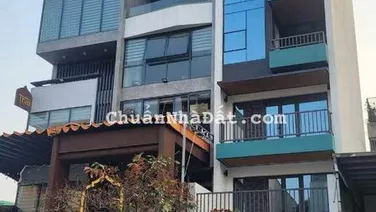 Chính chủ bán nhà 6 tầng 90m mặt đường P. Hồng Hải, Tp. Hạ Long