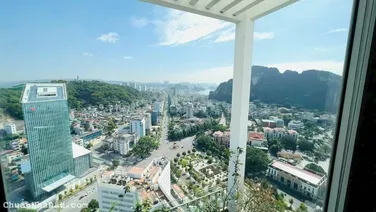 Siêu phẩm Sky Villas Biệt thự 2 tầng 184m2 trên Không sân vườn riêng tại Sapphire Bến Đoan, Hạ Long