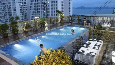 Bán Khách sạn 12 tầng 43p 221m2 View Vịnh Hạ Long, trung tâm du lịch cách Bãi tắm chỉ 300m