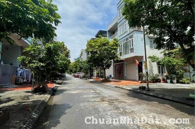  Bán nhà 2,5 tầng gần trục đường đôi tỉnh uỷ cột 8 - Hồng Hà, Hạ Long.