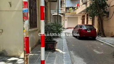 Cho thuê nhà đường Đầm Trấu, nhà 2 mặt ngõ to, Diện tích 55m² x 4 tầng, MT 4m, Giá 15 triệu