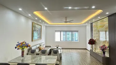 Chủ nhà cần bán căn hộ 4PN 120m2 tòa Trung Yên 1 - Trung Kính, nhà đẹp, giá 7.x tỷ LH 0975970420