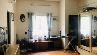 Bán Căn hộ 2PN view công viên Cầu Giấy - Dịch Vọng, đủ đồ, giá tốt LH 0975970420