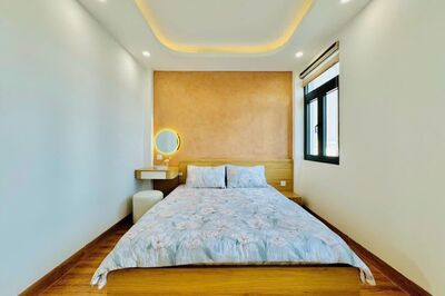 Nhà ngộp 63,5m2 giá 3 tỷ 250 triệu đường Nguyễn Kiệm, phường 9, Phú Nhuận, hẻm xe hơi 4m.