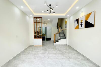 Bán gấp căn 41,5m2 giá 1 tỷ 850 triệu đường Phan Huy Ích, phường 14, Gò Vấp, hẻm xe hơi 4m.