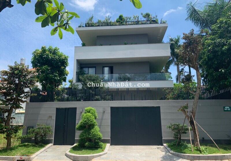 Cho Thuê Biệt Thự Compound Đường Trần Não Biệt Thự Hầm+4 tầng Thang Máy Nhà Full Nội Thất